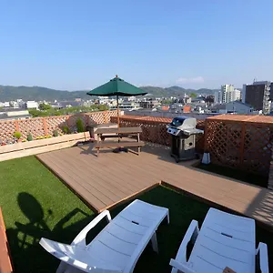 Imperial Palace U.e.s Guest house Kyoto