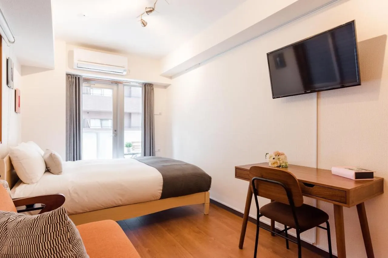 Dash Living Shinjuku 東京都 0*,  日本